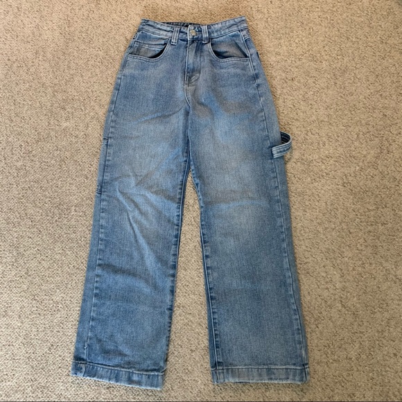 Delia’s High Waist Cargo Jeans - Picture 1 of 5